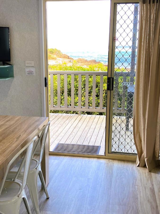 Tuross Beach Cabins & Campsites Теросс-Хед Экстерьер фото