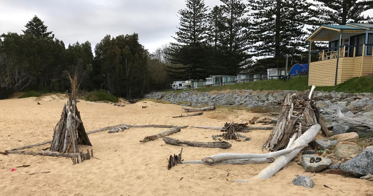 Tuross Beach Cabins & Campsites Теросс-Хед Экстерьер фото